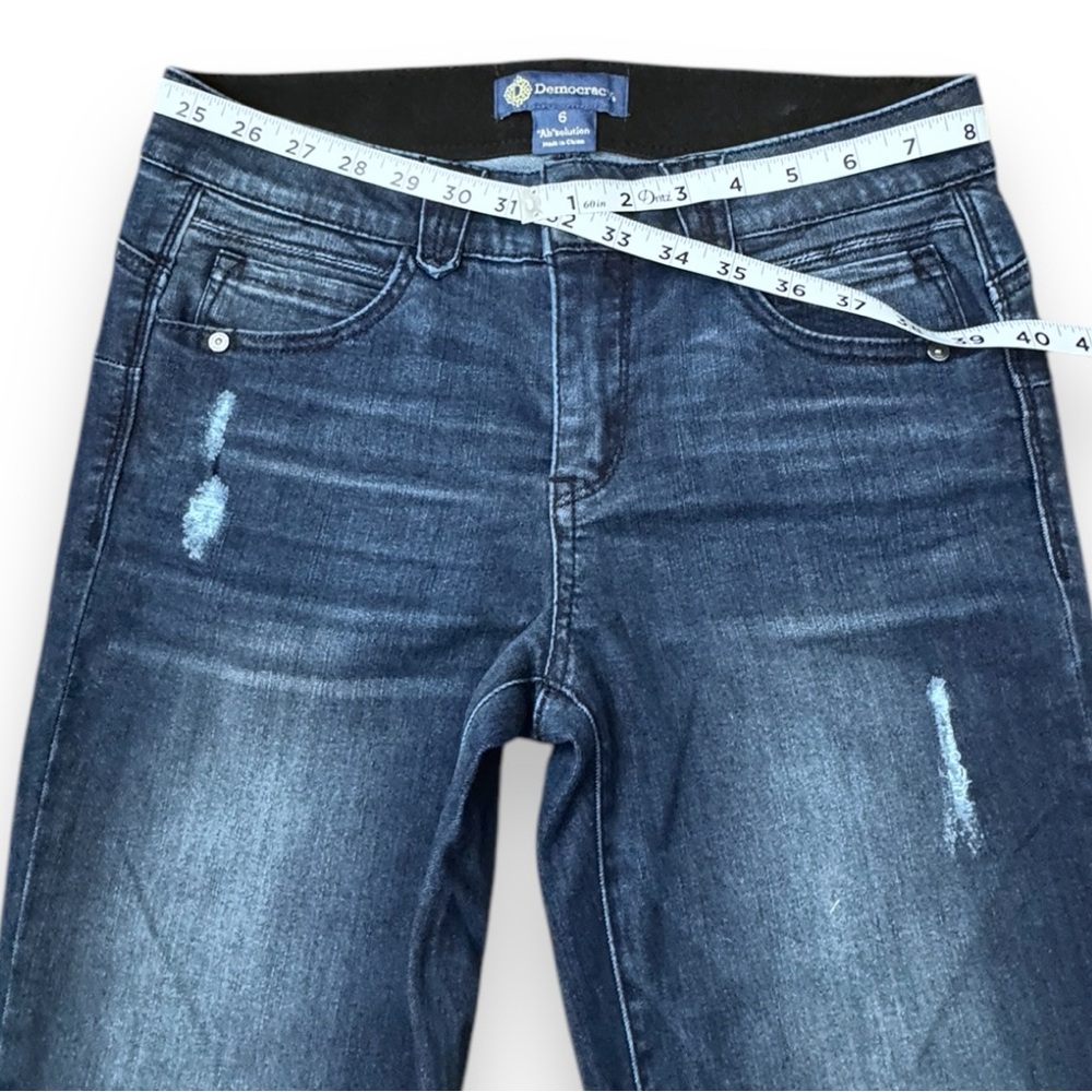 Democracy Luxe "Ab" Solution Booty Lift Jegging Distressed Denim Jeans Women’s 6 - Picture 11 of 16